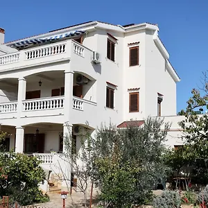 Padrenostro Apartment